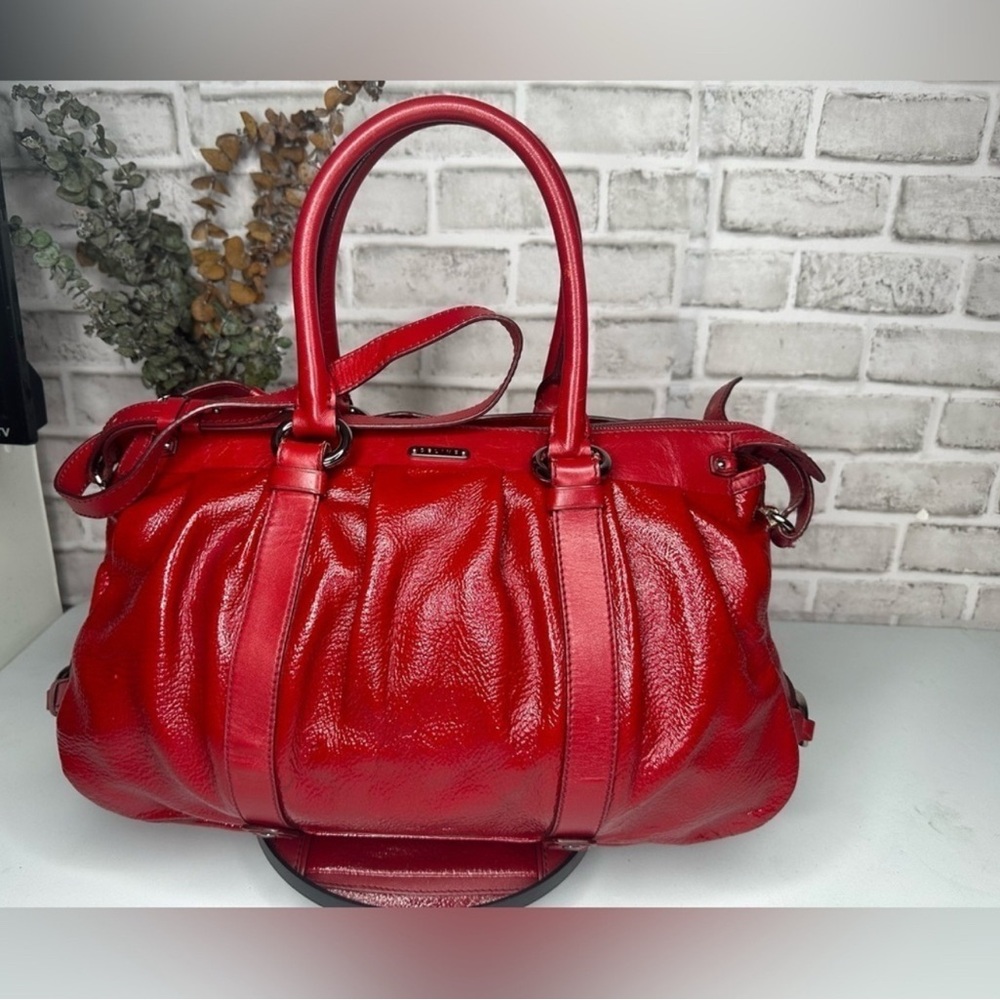 Celine deep red burgundy leather tote bag is in EUC with Shoulder Strap